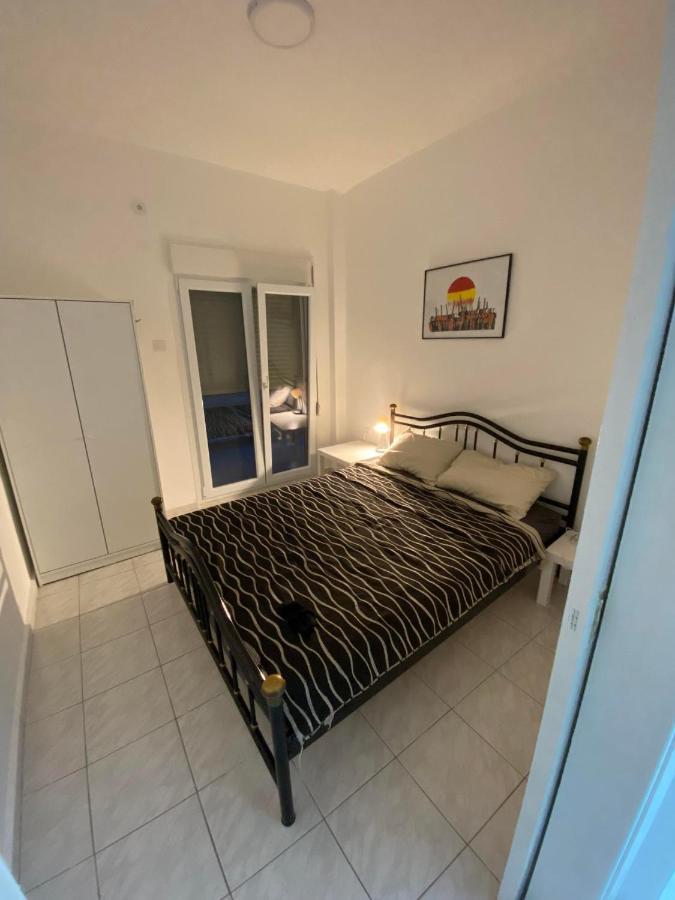 Sunny Peraia Apartment Buitenkant foto